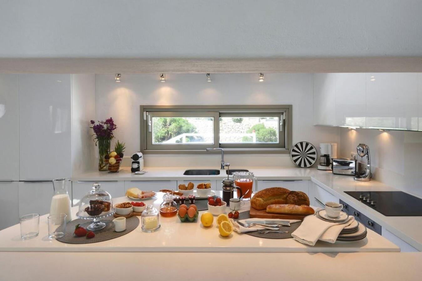 Dafni 4bed With Pool In Kalafatis Spilia * Mykonos Town